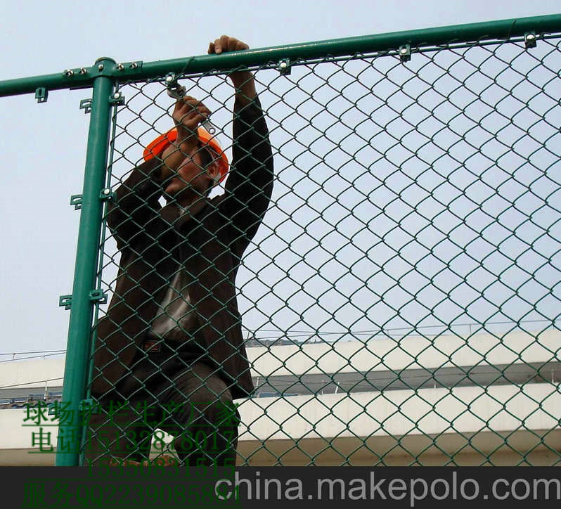 供应篮球场钢丝护栏网 体育场钢丝护栏网 球场围网栏