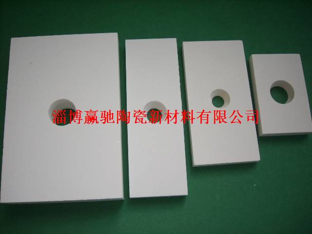 供应用于耐冲击耐磨的白色氧化铝焊接耐磨陶瓷衬板