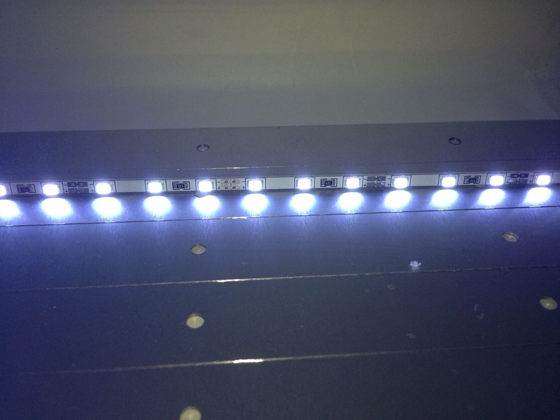超薄广告灯箱专用2835贴片LED硬灯条72灯珠 高亮广告灯箱背光源图片