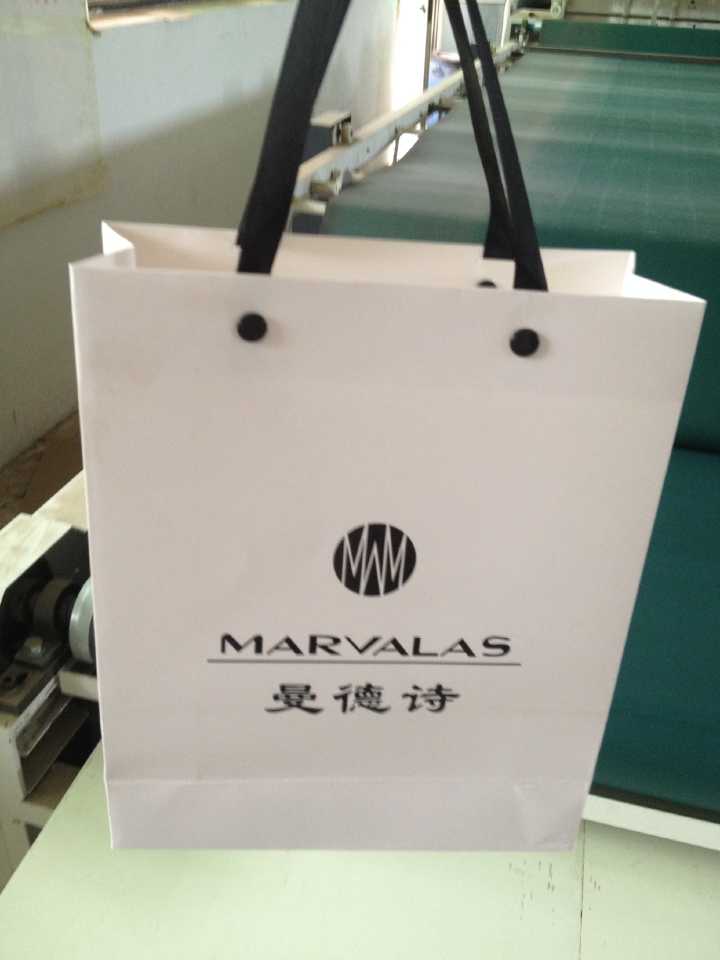 北京服装手提袋，手提纸袋，纸袋供应北京服装手提袋，手提纸袋，纸袋