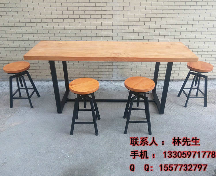 供应复古实木铁艺餐桌生产厂家，复古实木铁艺餐桌椅销售报价