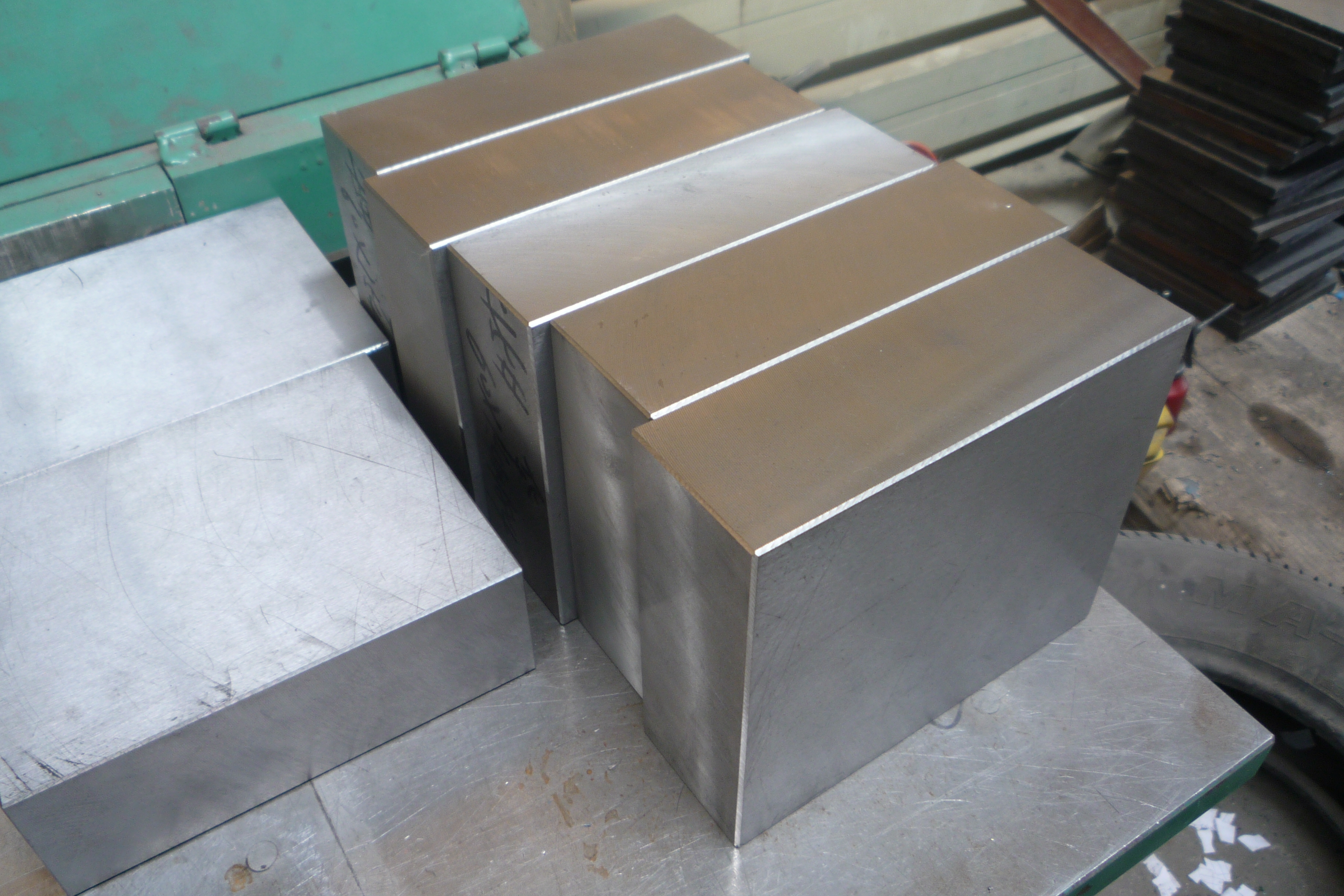 供应用于的SKD61模具钢日本日立SKD61热作模具钢板/圆钢