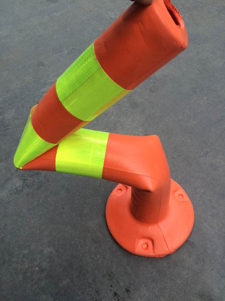 供应深圳EVA泡沫弹力柱警示柱防护桩柔性立柱公路防撞柱路桩隔离桩标志柱