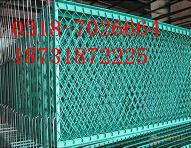 供应钢板网围栏/公路用钢板网/护栏用钢板网