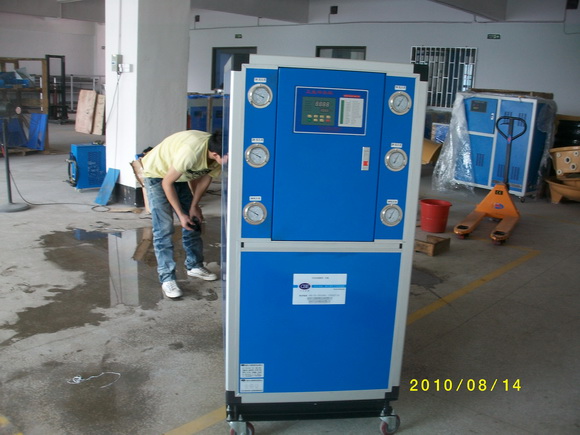 深圳市电镀液冷却机厂家循环水制冷机，电镀液冷却机