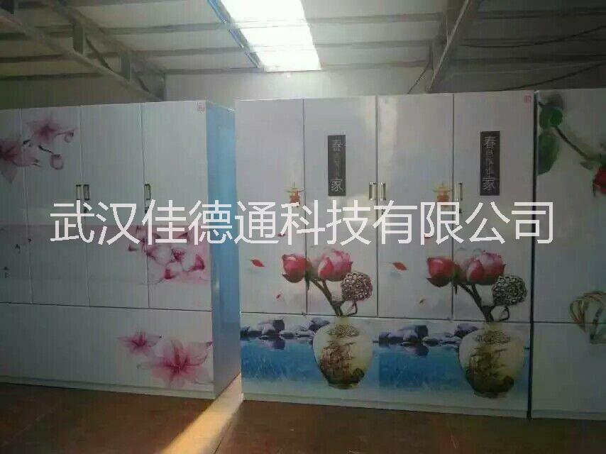 武汉市玻璃瓷砖3D背景墙亚克力UV喷印厂家供应用于印刷设备的玻璃瓷砖3D背景墙亚克力UV喷印 橱柜移门打印机