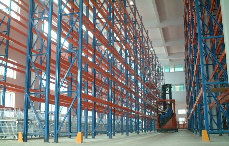 供应用于仓库的北京实力德重型仓储横梁式货架