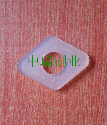 供应用于面粉机清理的聚氨酯菱形圆孔平光推料块