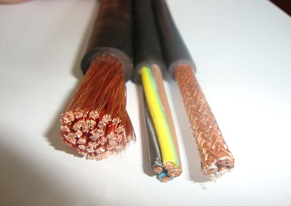 供应柔性连接电缆 耐油柔性电缆 柔性电缆厂家