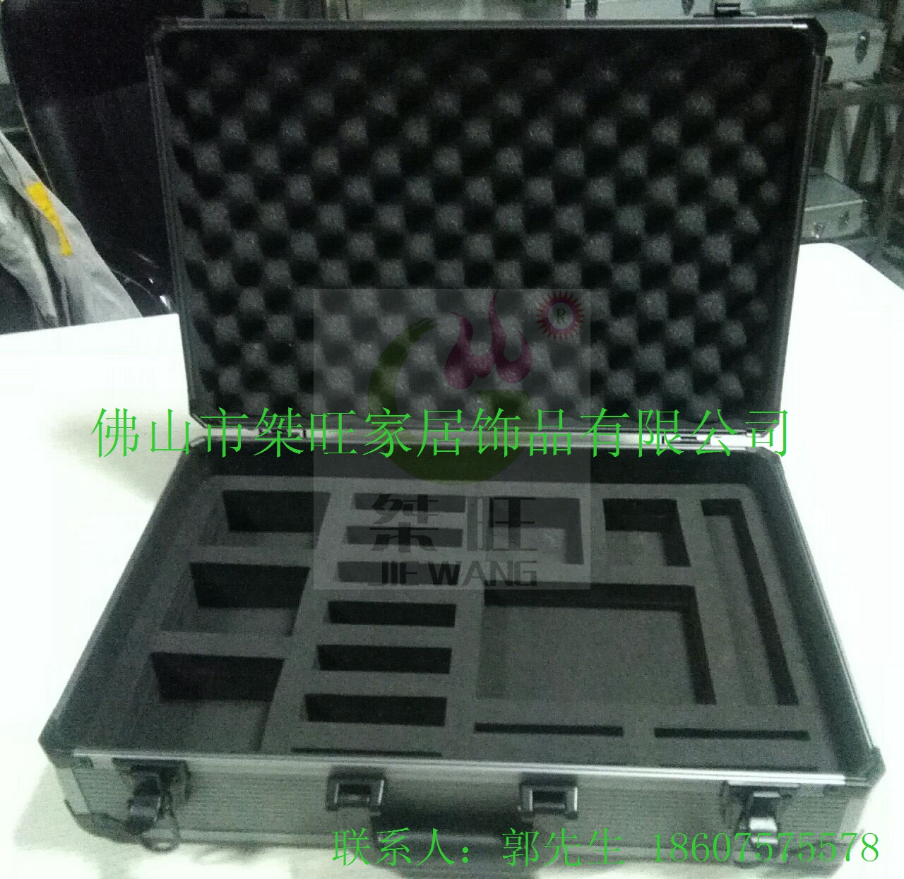 防震电子仪器设备展示箱、检测工具手提展示箱、摄影器材防震展示箱