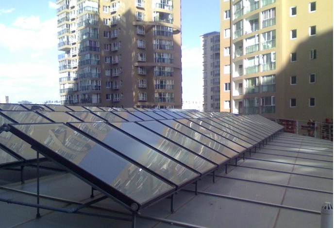 阳台壁挂平板太阳能厂家批发 阳台壁挂太阳能 壁挂式太阳能热水器 平板太阳能价格