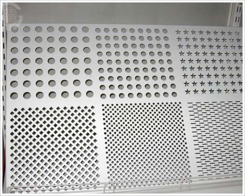 铝板冲孔网专业生产铝板冲孔网，铝板圆孔网，铝板网，铝板装饰网