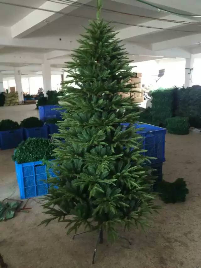 山东PVC圣诞节植绒树厂家批发