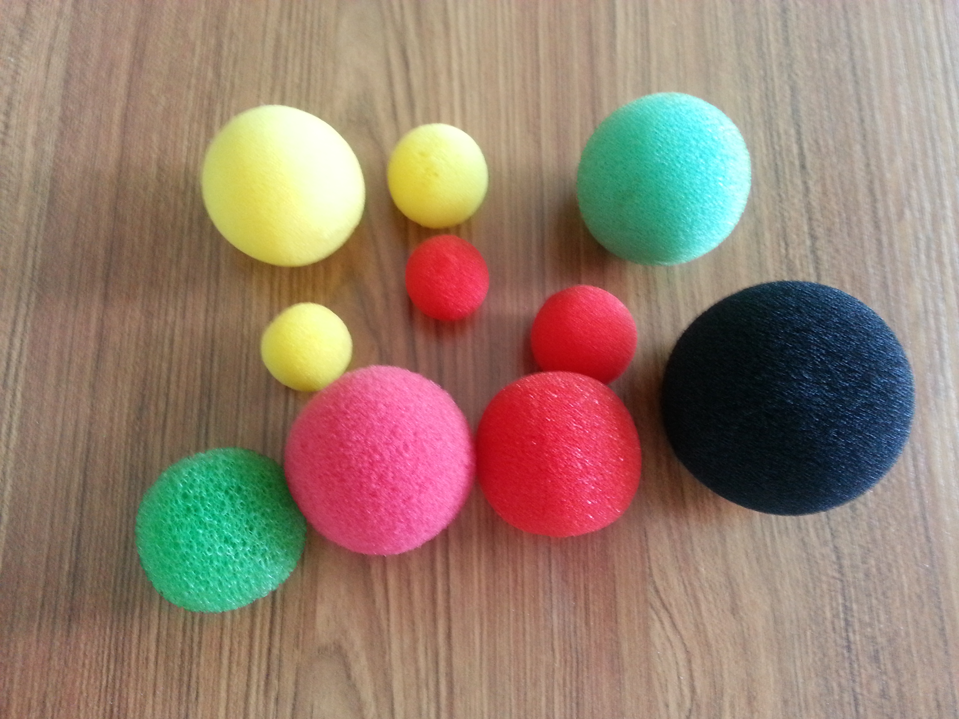 儿童圆形玩具海绵弹球，彩色海绵魔术球，优质海绵加工，厂家直销