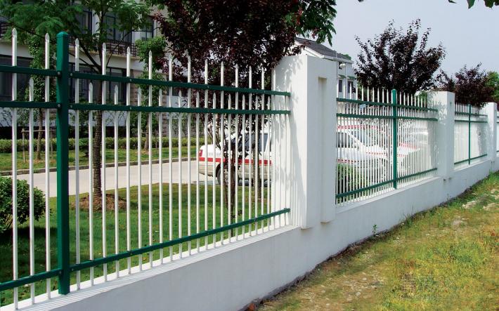 郑州市河南安麦斯建筑护栏/欧式铁艺护栏厂家河南安麦斯建筑护栏/欧式铁艺护栏