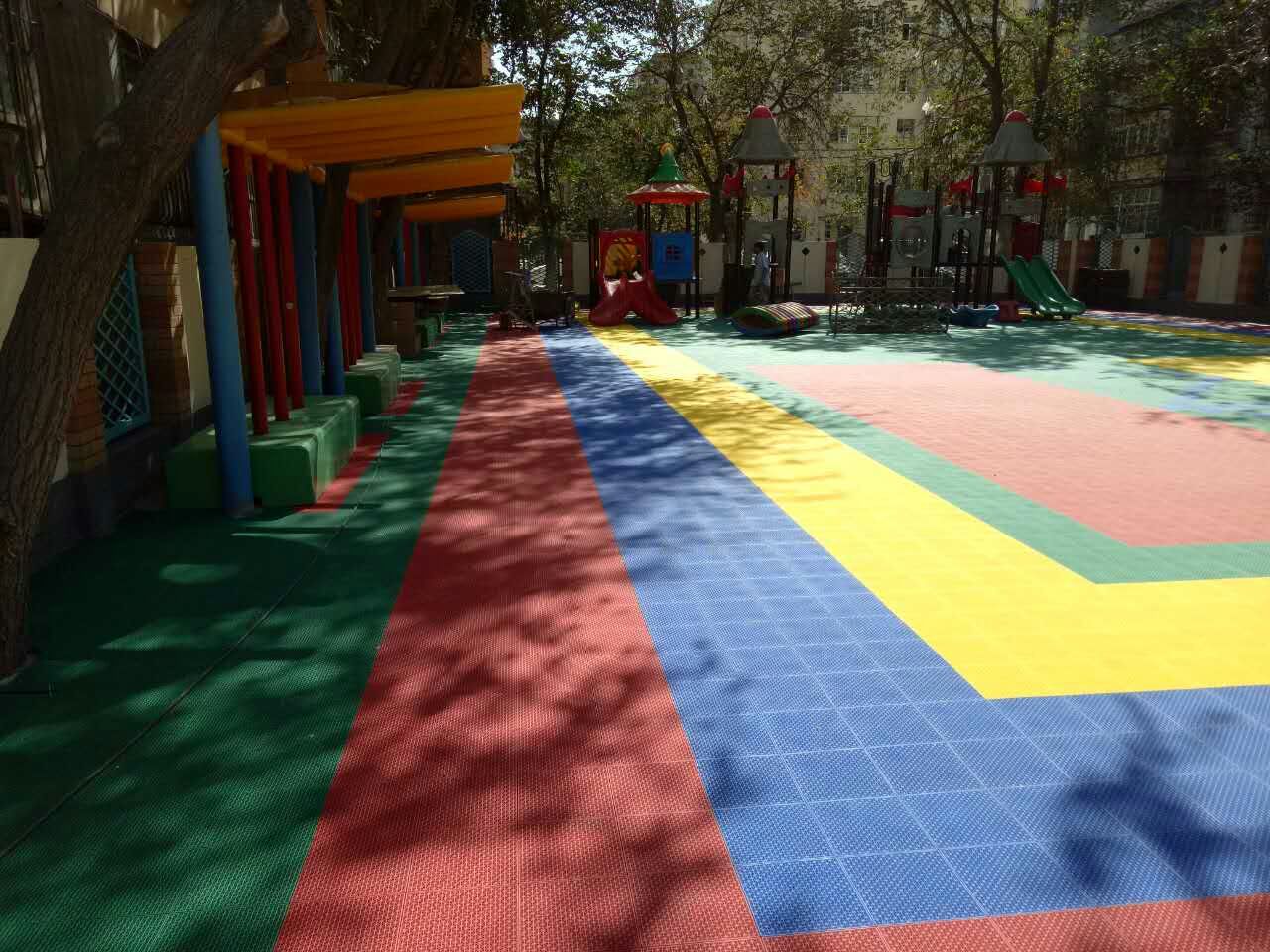 悬浮地垫 幼儿园地垫批发安装悬浮地垫 幼儿园地垫批发安装