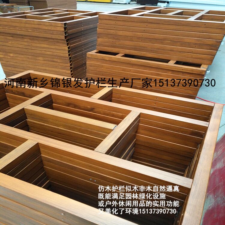 河南郑州厂家新乡景观护栏加工直销多种规格锌钢景观仿木护栏产品