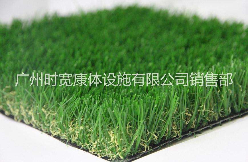 广东厂家批发畅销四色春草天台人工草皮，曲直PE环保安全景观绿化人造草