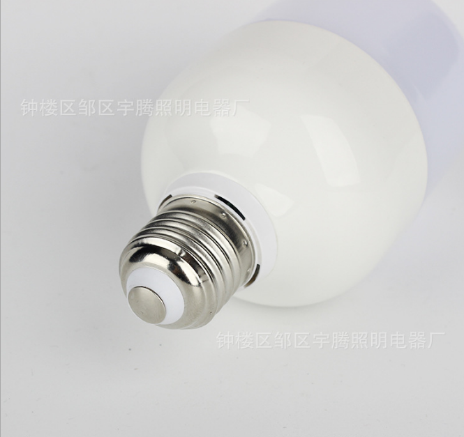LED灯泡LED灯泡 节能球泡灯厂家 标准E27灯头供应商 LED灯泡批发