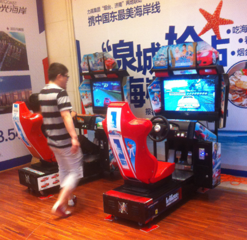 郑州大小赛车模拟赛车TT摩托车模拟空客等游乐设备出租图片