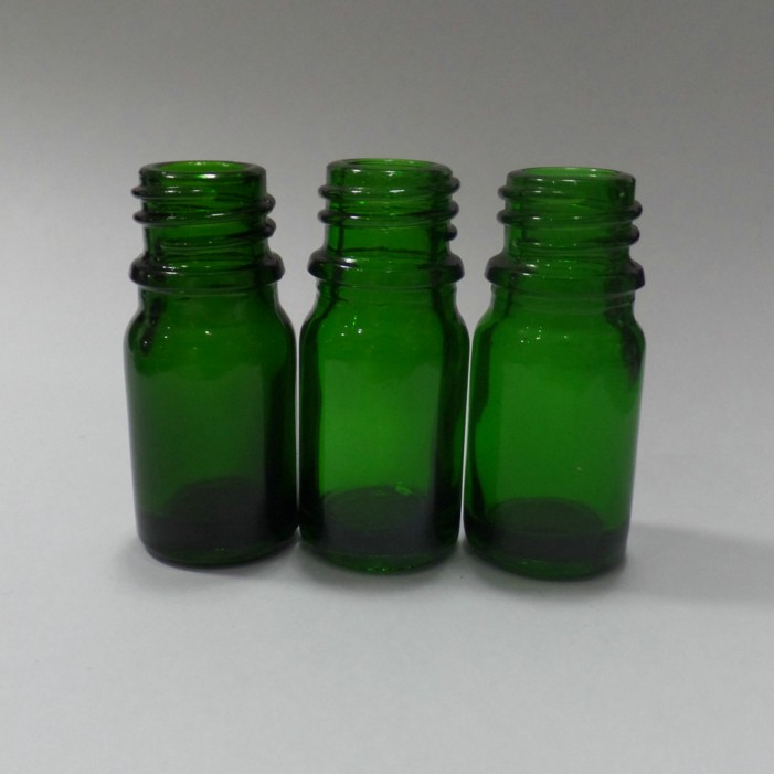 广州市绿色瓶子包装厂家绿色透明精油瓶 绿色透明瓶 绿色蒙砂精油瓶 绿色滴管瓶 绿色精油瓶 绿色瓶 绿色瓶子 绿色瓶子包装