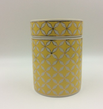 高档白云土色釉瓷茶叶罐 含卫生级硅胶圈贴有真金花纸茶叶密封罐图片