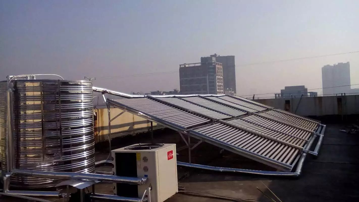 南宁学校太阳能、空气能热水系统