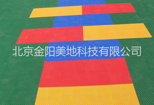 北京市篮球场悬浮拼装地板厂家