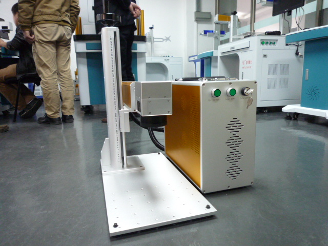 分体式激光打标机分体式激光打标机  小型激光打标机   激光切割机   手持式激光打标机