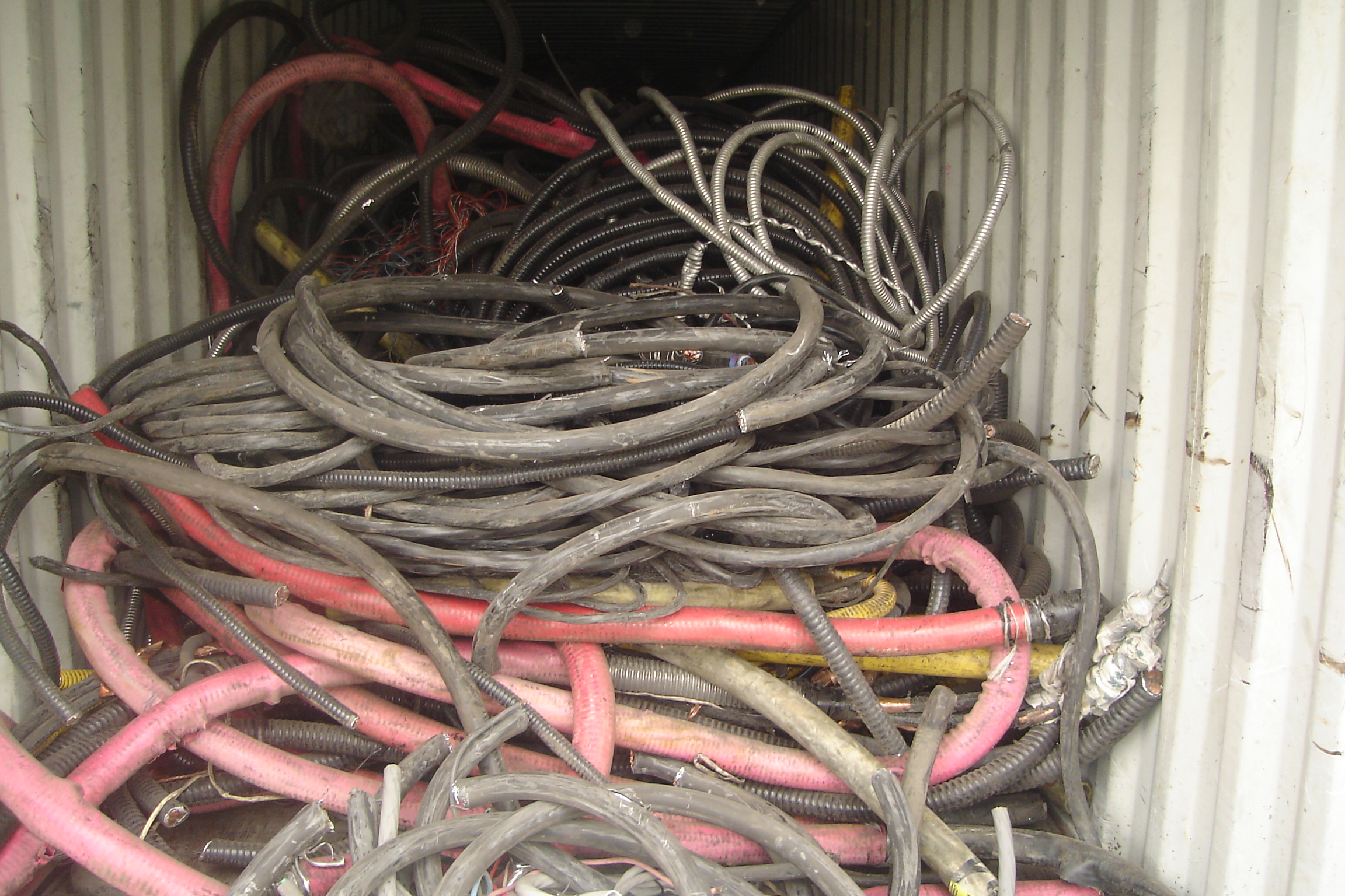 高价回收电线电缆 回收电线电缆价格图片