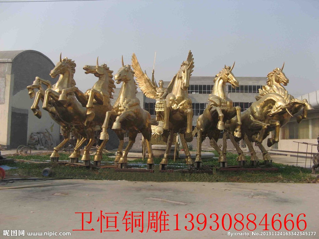 大型铜马雕塑铸造厂 城市公园园林摆件 办公桌摆件