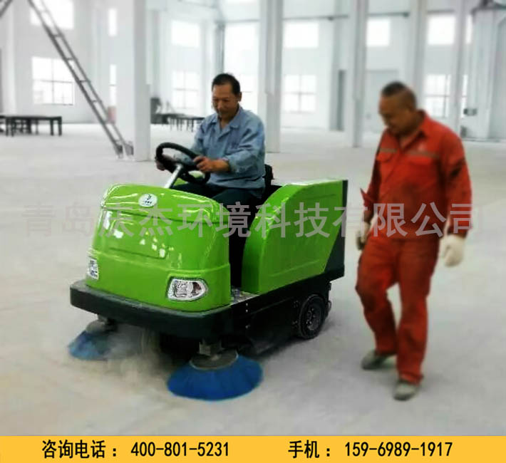 工厂用电动扫地车，山东庆杰QJ-1580型工厂用电动扫地车，扫地车厂家哪家好，山东电动扫地车