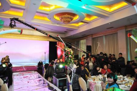 郑州能容纳180人的会场郑州会议室场地出租半天费用 郑州开会的地方