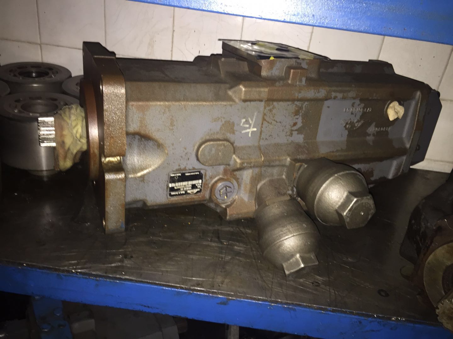 林德HPR165D泵维修