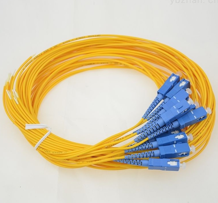 承接各种光纤工程熔接光纤