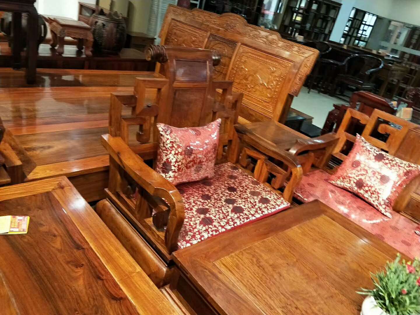 统发红木 红木家具，红木家具报价，红木家具厂家 老挝大红酸枝