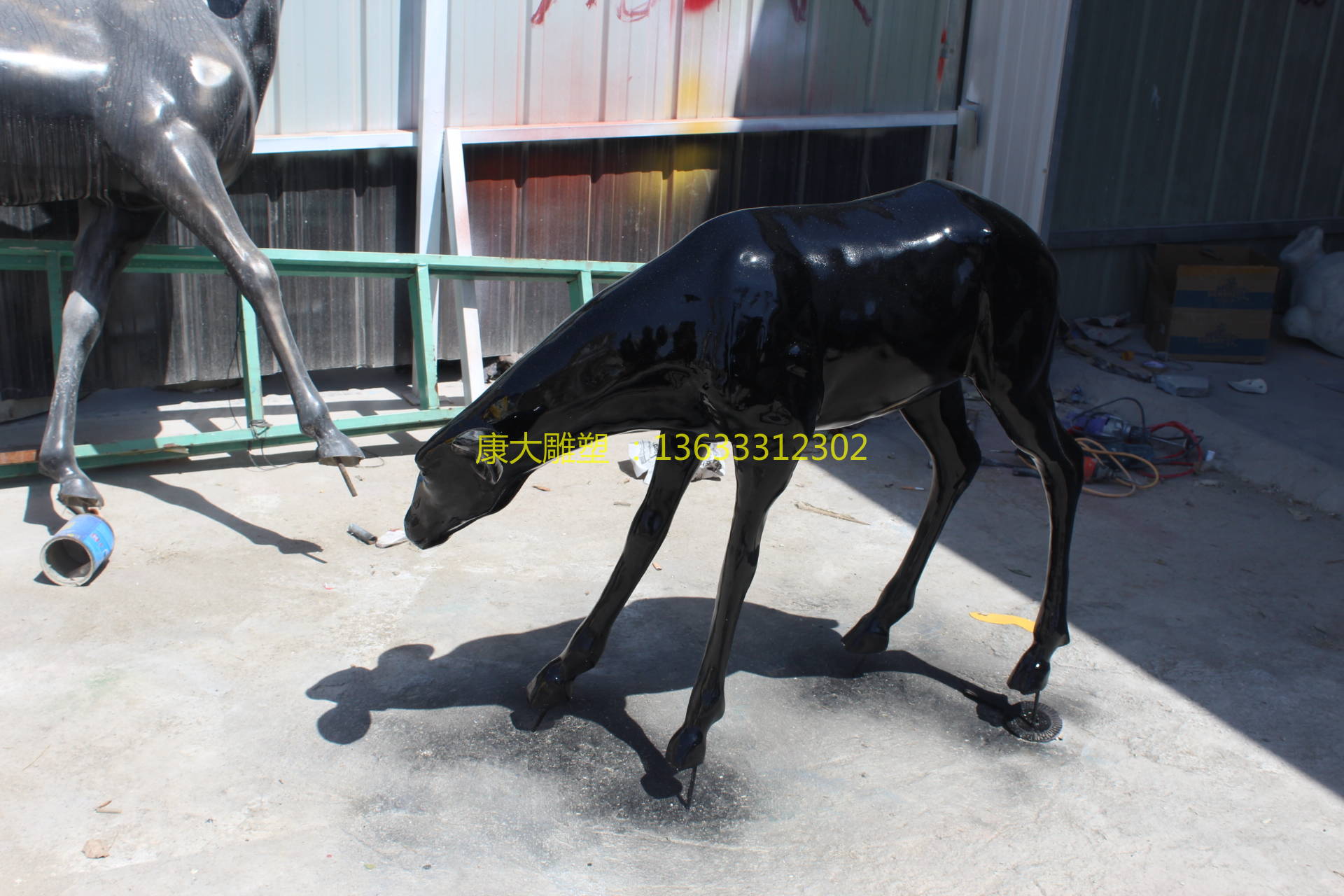 动物鹿雕塑湖南厂家可定制雕塑动物