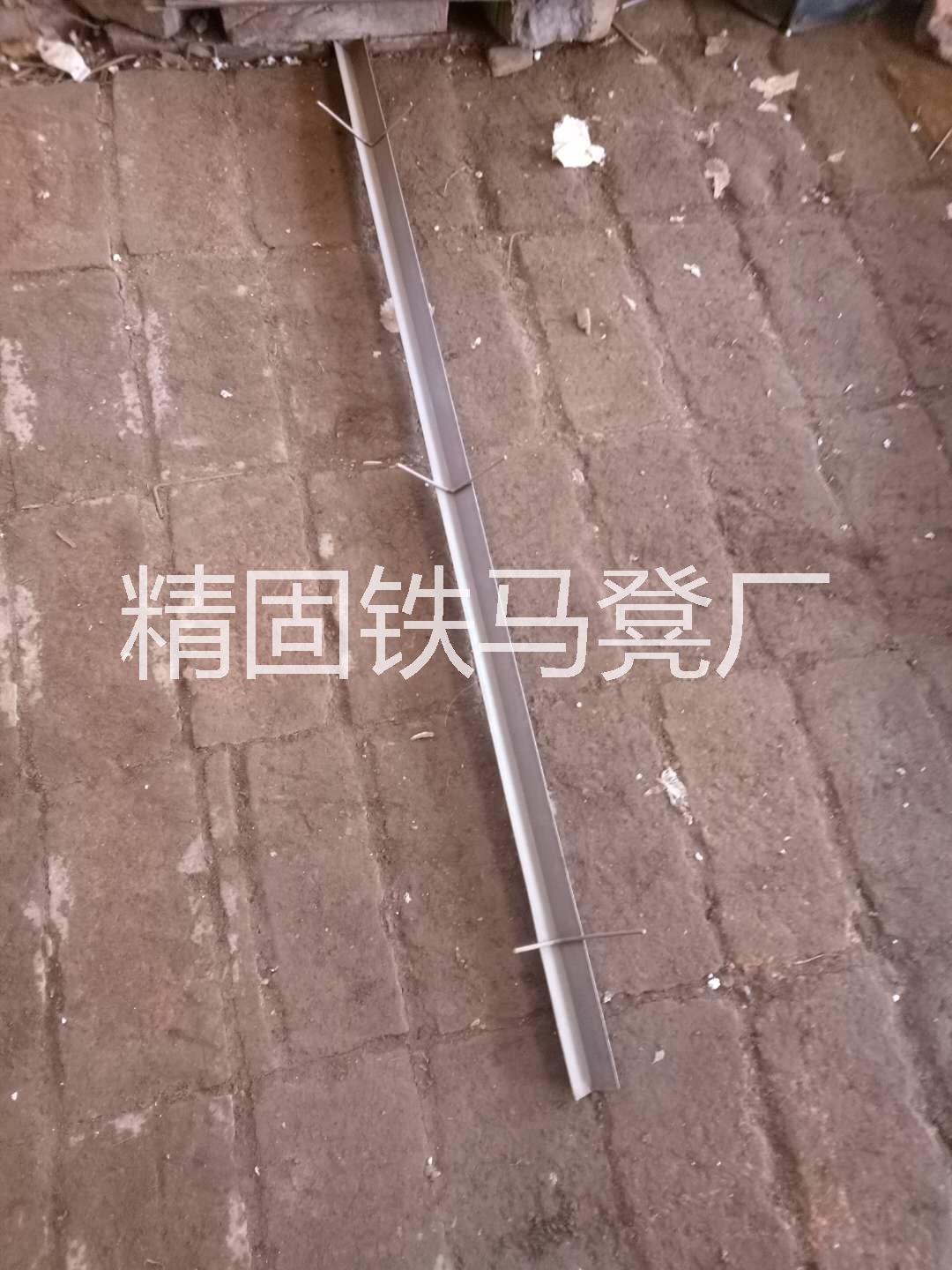 北京铁马凳 北京楼梯护角 北京环保建筑建材  北京铁马凳批发 铁马凳 环保建材 铁马凳批发图片