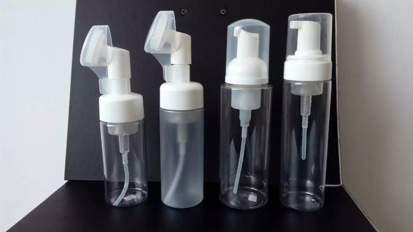 深圳塑料瓶厂家、塑料喷雾瓶供应、塑料化妆瓶图片