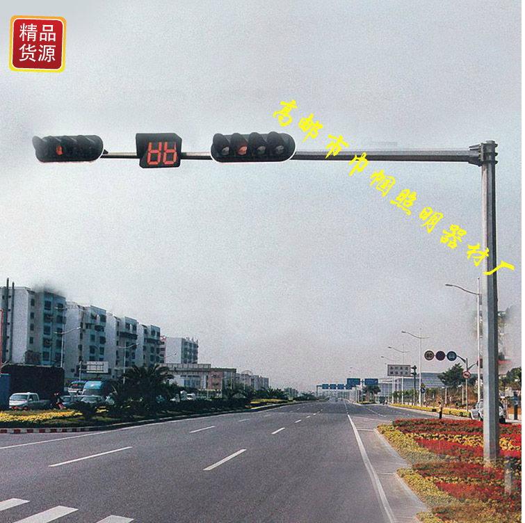 八角监控杆巾帼6.5m*6-18  道路立杆 红绿灯杆 专业厂家图片