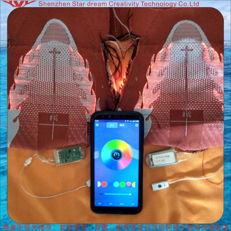 深圳市LED智能蓝牙光纤鞋面厂家专业供应 LED智能蓝牙光纤鞋面工厂专业定制各种不同图案与功能