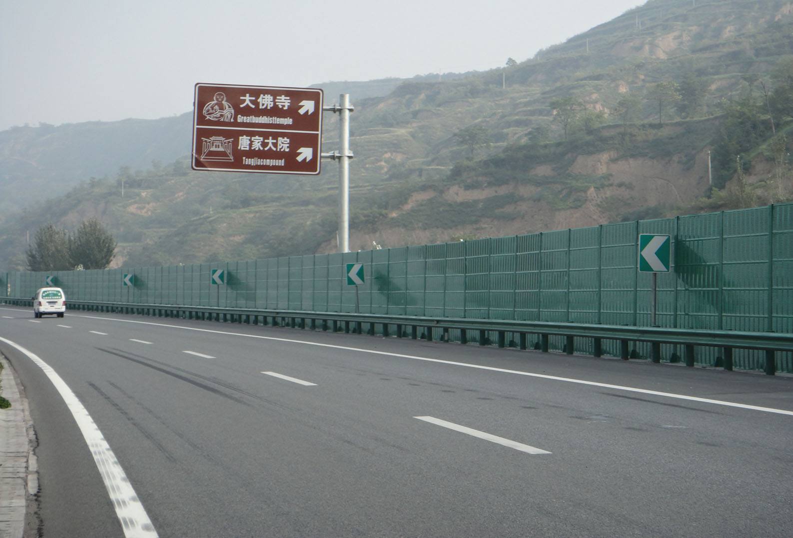 厂家直销高速公路声屏障镀锌 高速公路声屏障隔音墙声屏障