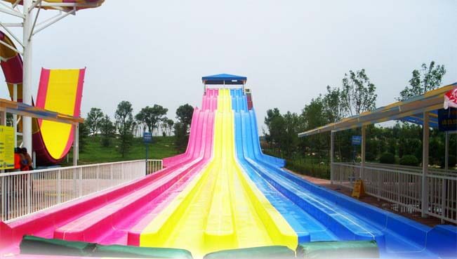 疾驰赛道水上滑梯疾驰赛道水上滑梯，彩虹高速竞赛滑梯-郑州浪鲸水上滑梯