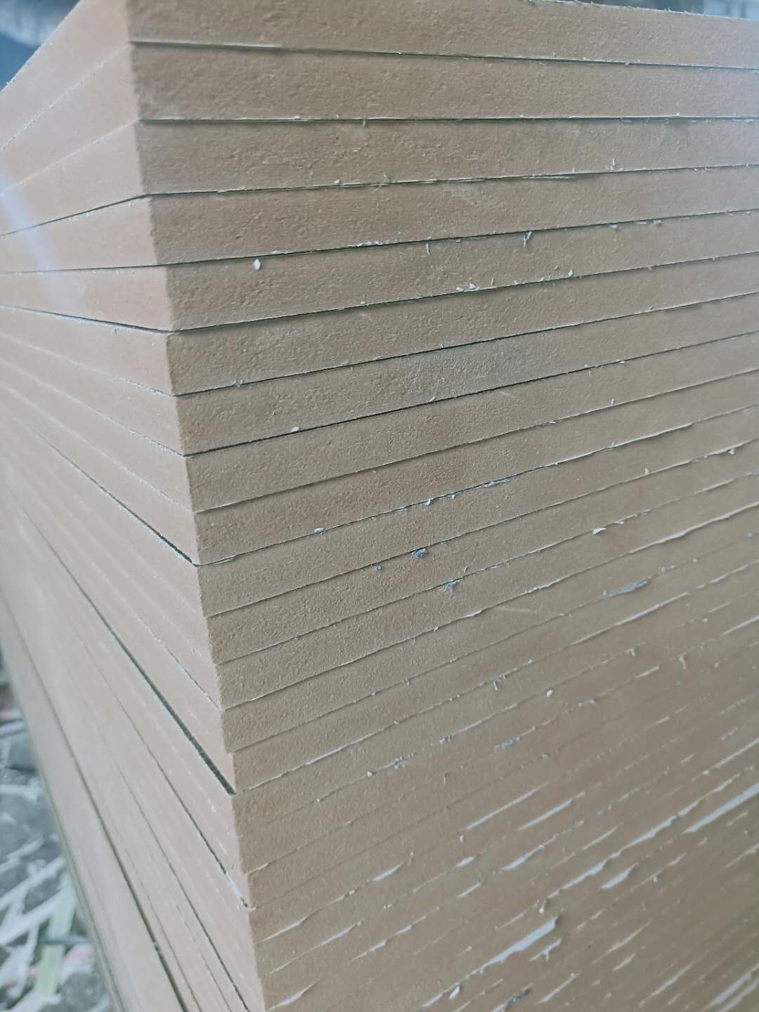 临沂市中高密度纤维板 贴面密度板临沂厂家中高密度纤维板 贴面密度板临沂
