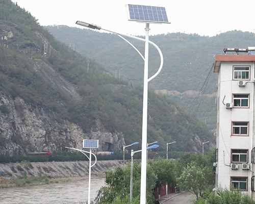 陕西太阳能路灯厂家|LED太阳能路灯厂家
