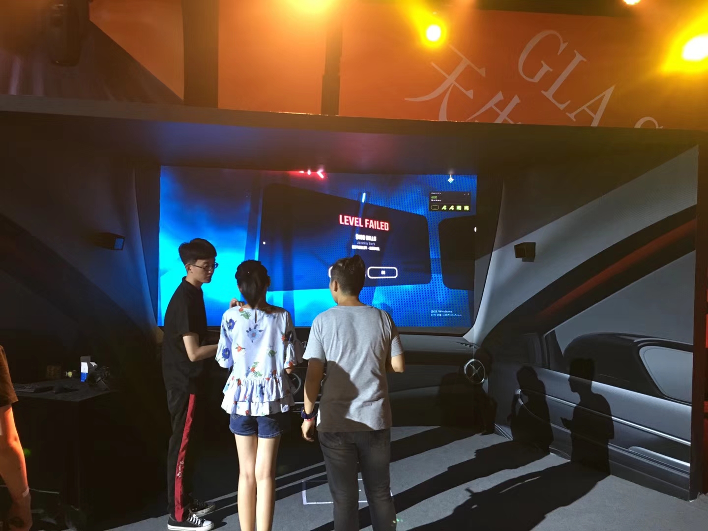 上海VR动感光剑价格表|HTC VIVE  VR节奏光剑出租租赁 欢迎来电咨询图片