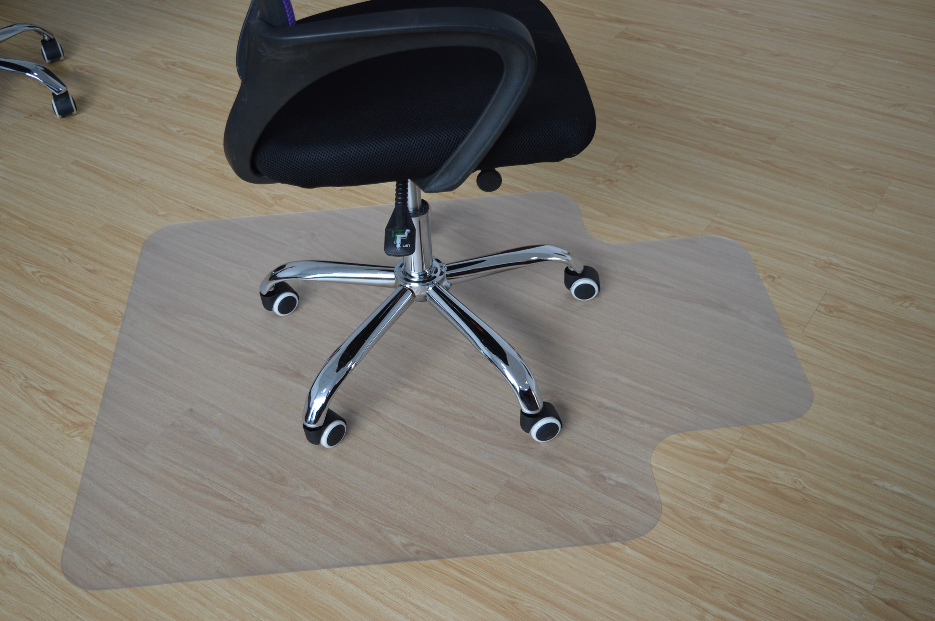 PVC透明地板保护垫滑轮椅垫PVC透明地板保护垫滑轮椅垫