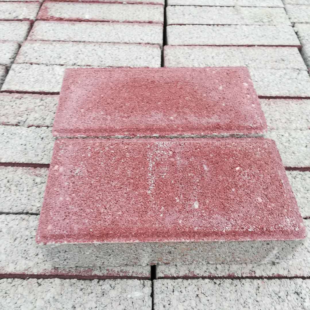 沛县厂家面包砖透水砖植草砖海绵城市透水砖混凝土制品八字植草砖图片