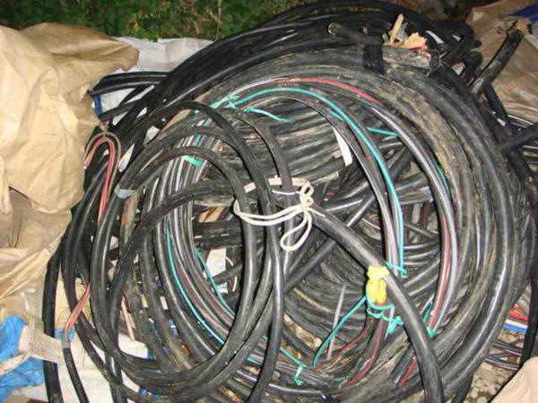 天津市哪里回收电线电缆 废铜废铝，废变压器大量回收