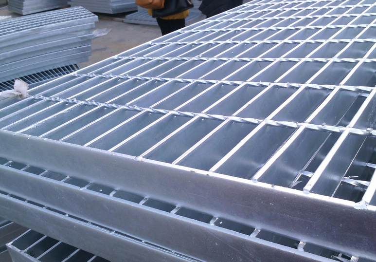 热镀锌钢格板 钢格板生产厂家低价供应